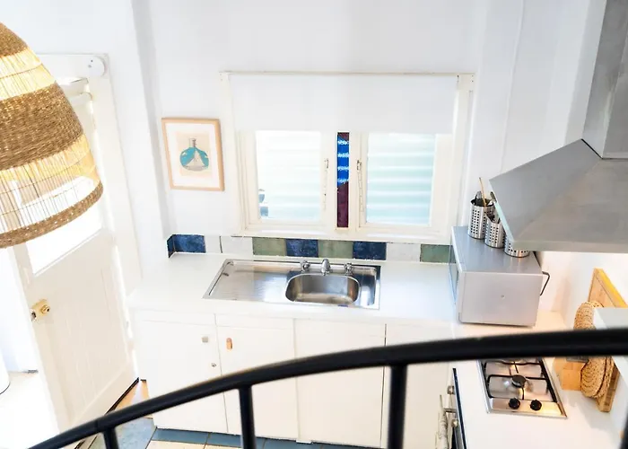 Amazing Apartment, Beautiful Location - Free Wifi